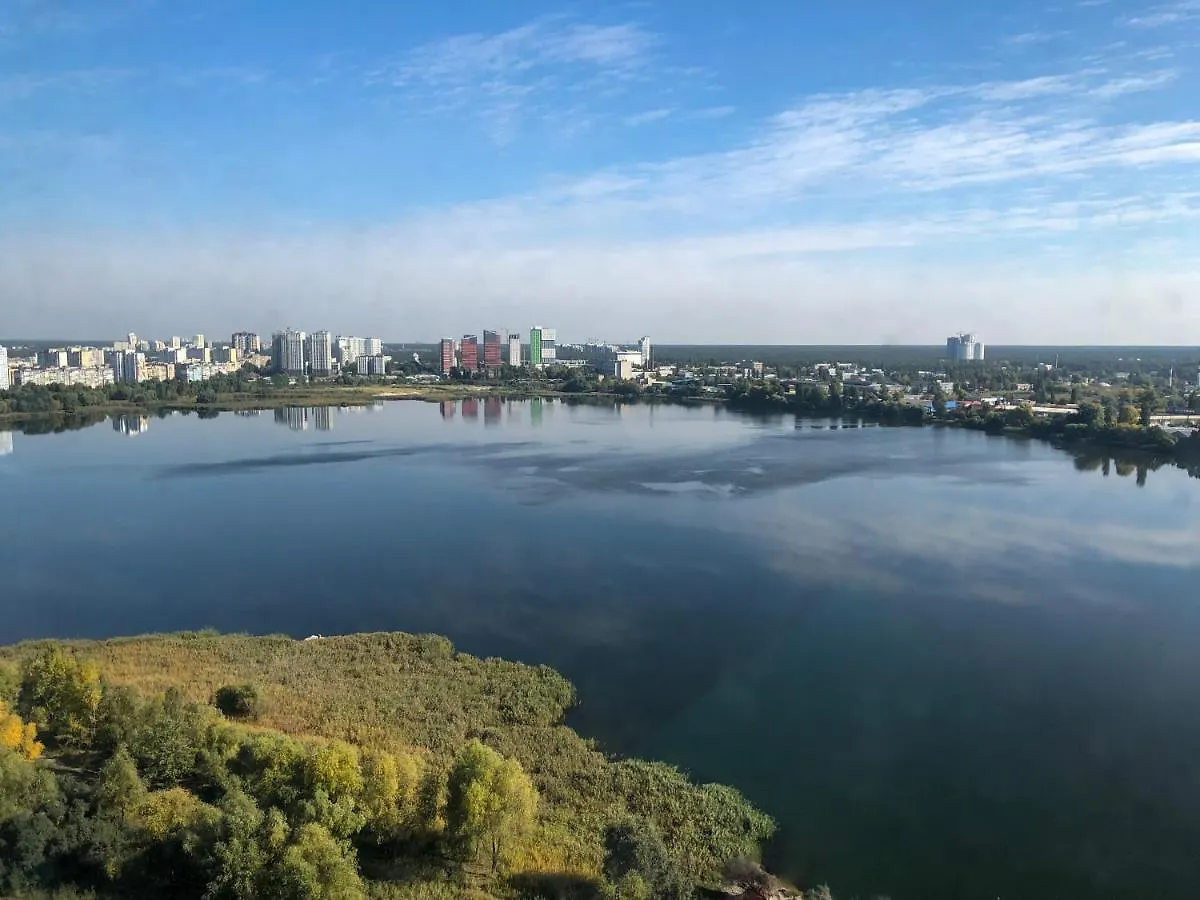 アパート Квартира З Панорамними Вікнами На Озеро キエフ